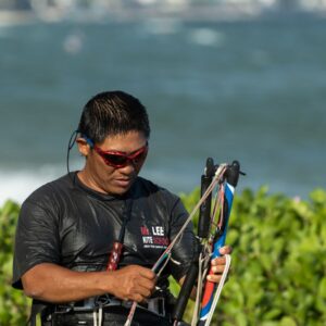 Barrel Sport Wrap Shades